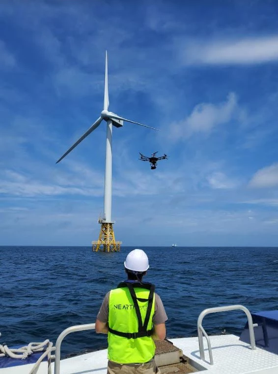 한국남동발전이 국내 발전사 최초로 디지털 트윈(Digital twin·현실의 사물을 컴퓨터 속 가상세계에서 구현)을 활용한 신재생에너지 설비 점검 시스템을 개발해 본격 운용에 들어간다.  / 사진제공=남동발전