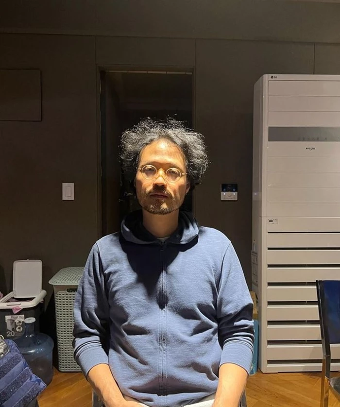 지난 10일 윤종신이 공개한 조정치 근황 사진 / 이하 윤종신 인스타그램