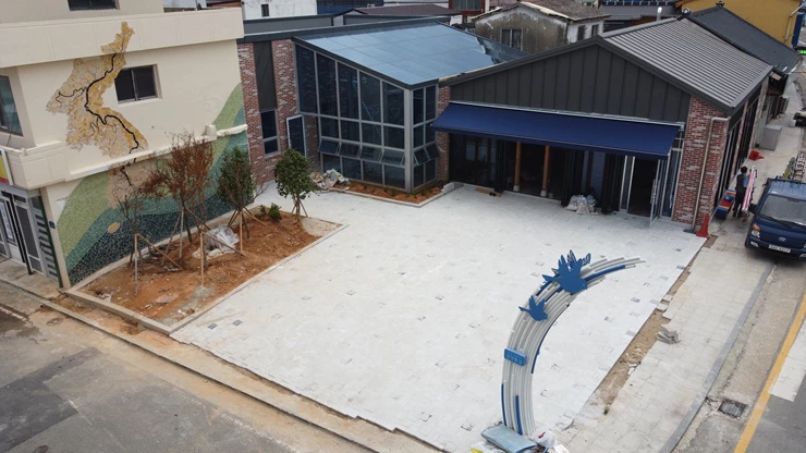 청년안테나숍 전경