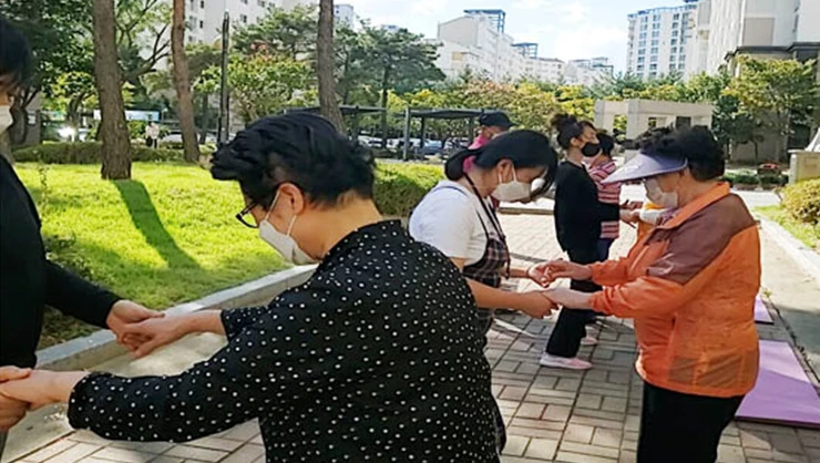 광주시 광산구 수완 휴먼시아8단지, 노인 건강증진 프로그램 눈길