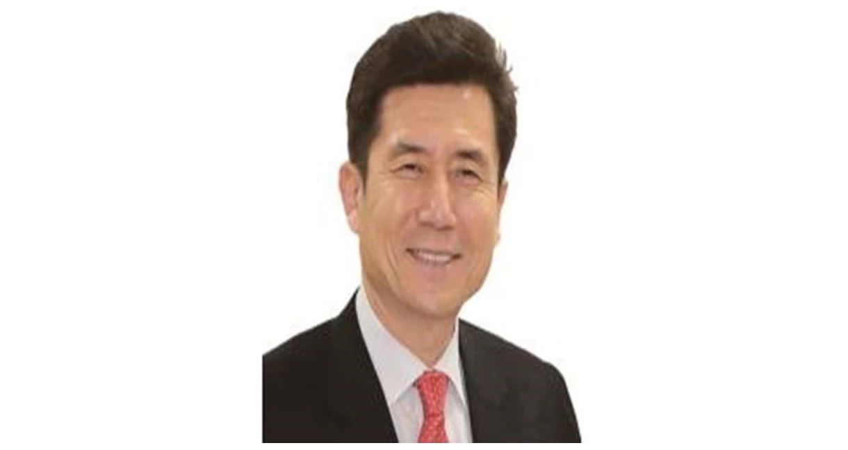 ESG 포항의 지속발전 가능한 더 큰 포항을 완성을 애기하고 있는 이강덕 포항시장 / 포항시 제공