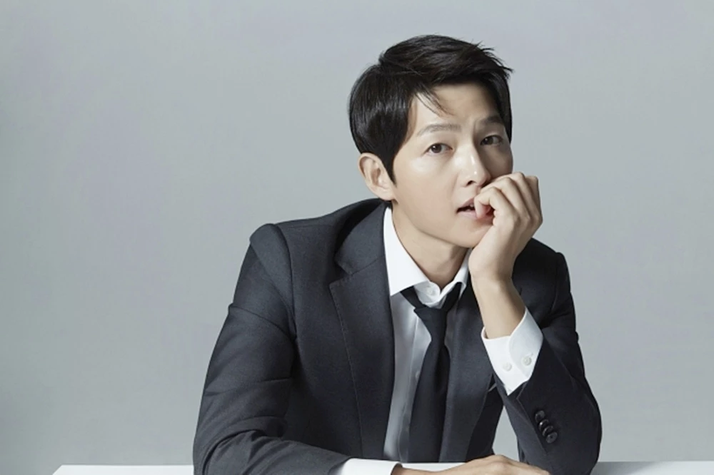 야나두 홈트레이닝 서비스 새 광고 모델이 된 배우 송중기 / 야나두 제공