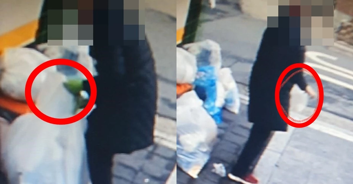 쓰레기를 쏟아붓고 쓰레기 봉투를 가져가는 여성 / 보배드림