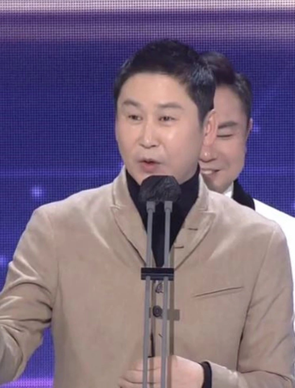 신동엽