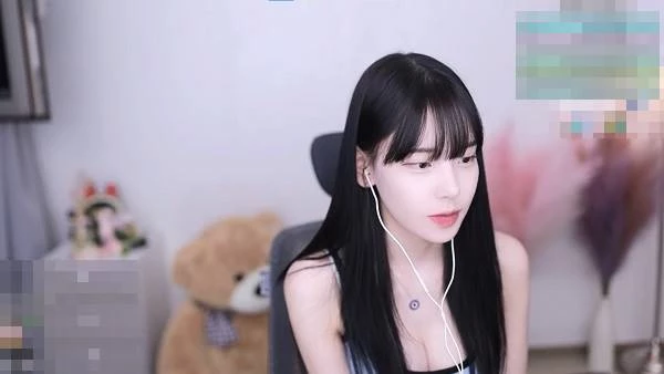 BJ 기룡이 아프리카TV 방송국 홈페이지