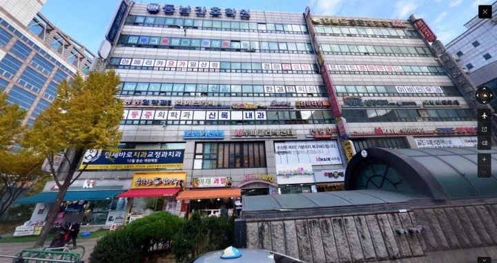 해당 건물 로드뷰 사진 / 이하 인터넷 커뮤니티 더쿠 게시글