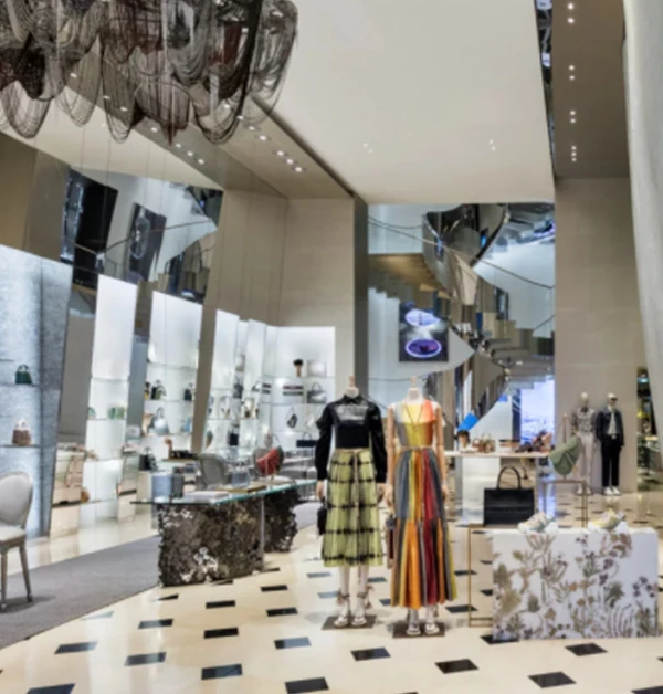 디올 매장 '하우스 오브 디올' 내부 모습. / 디올