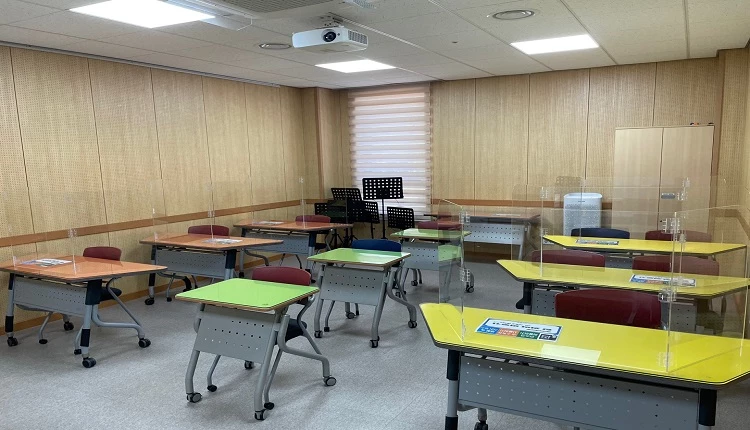 아크릴 가림막 설치 / 군산시