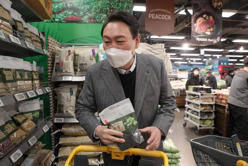 마트를 방문한 윤석열 국민의힘 대선후보 / 윤석열 후보 인스타그램