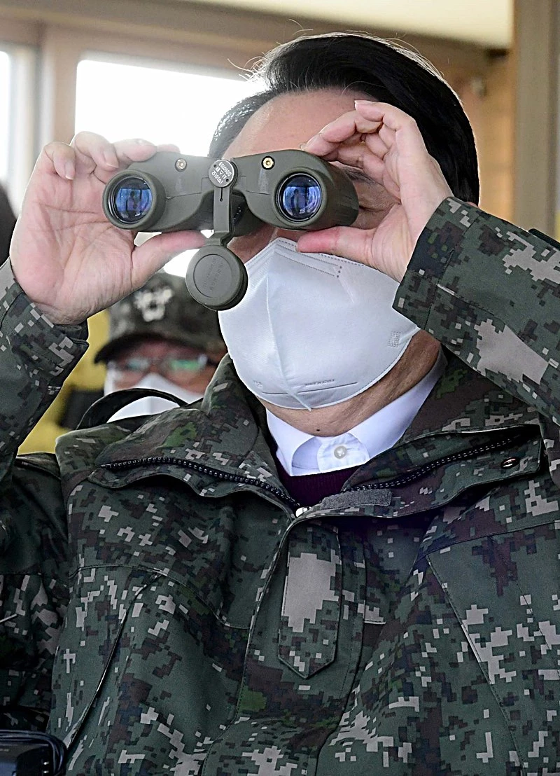 강원도 철원군 육군 3사단 백골부대를 방문한 윤석열 국민의힘 대선 후보