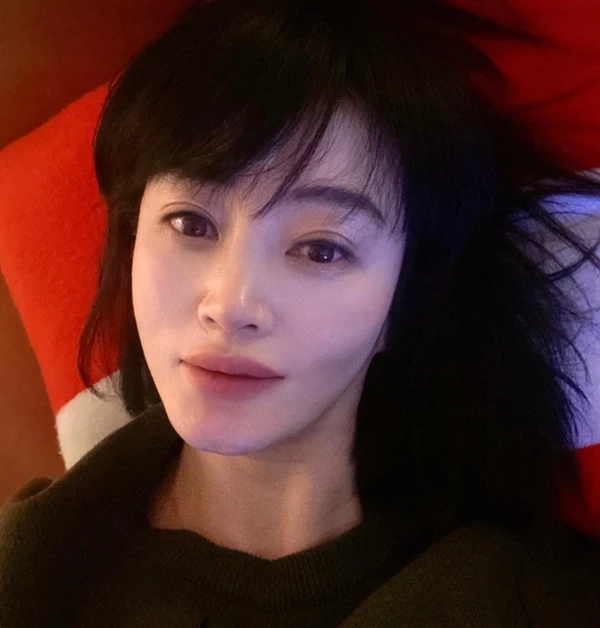 / 이하 김혜수 인스타그램