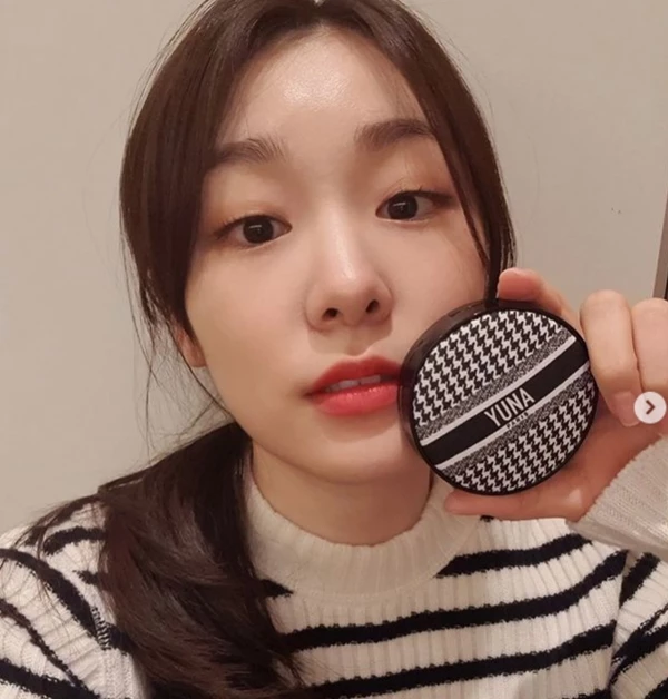 김연아 디올 광고. / 김연아 인스타그램 계정