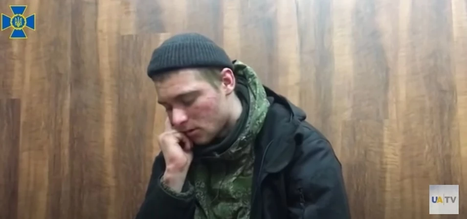 우크라이나 군에 포로로 잡힌 러시아 병사 / 유튜브 'UATV English'