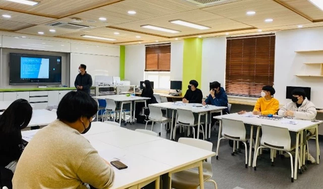 인공지능 관련 고교학점제 교과목 수업 전경.  / 사진제공=경남대
