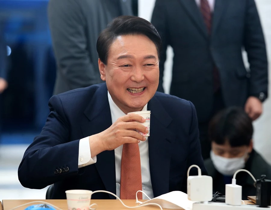 문 대통령 “답답해서 한 말씀 드린다“… 윤석열 당선인에게 다시 한번 요청했다