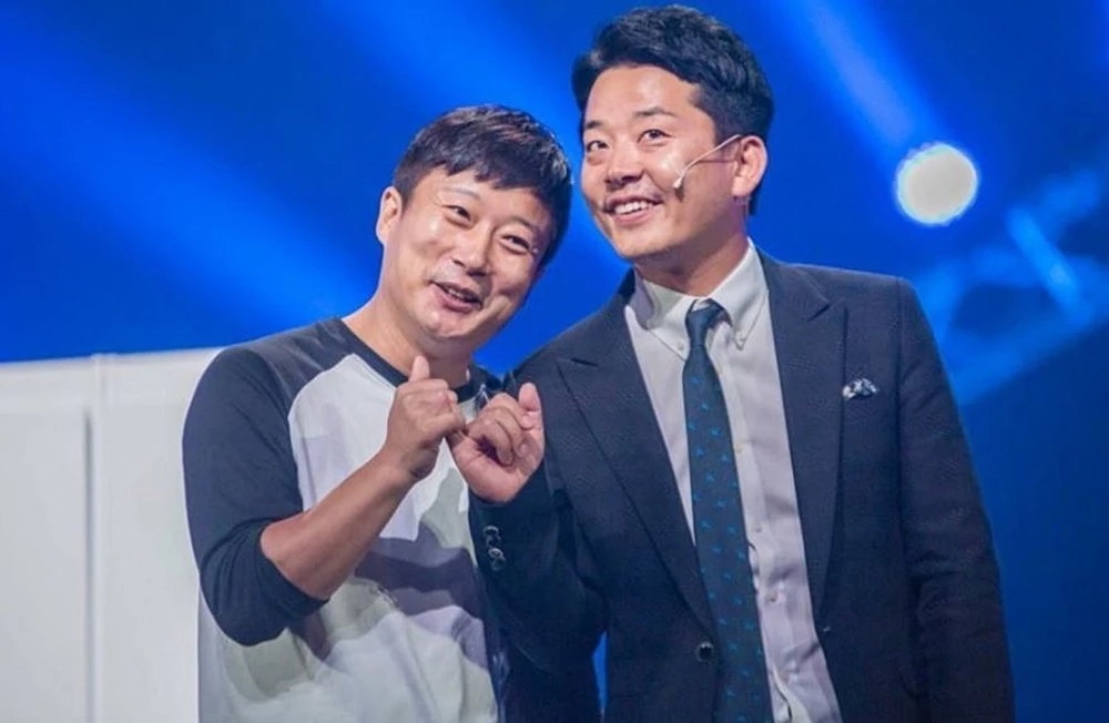 KBS 개그콘서트에 출연한 김준호와 이수근(왼쪽) / 개그콘서트 인스타그램