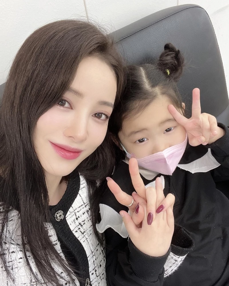 유깻잎, 딸 솔잎 양 / 유깻잎 인스타그램