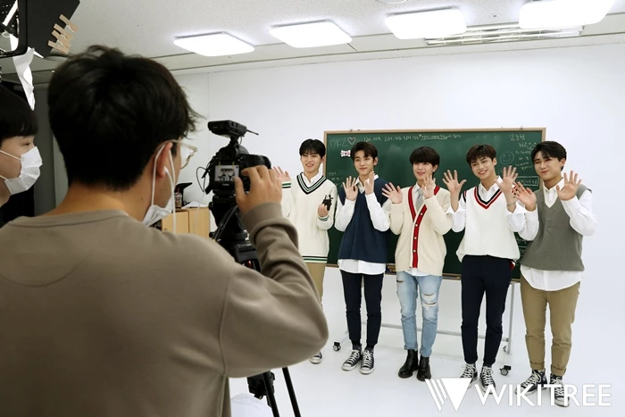 위키트리와 인터뷰한 아이돌 그룹 동키즈