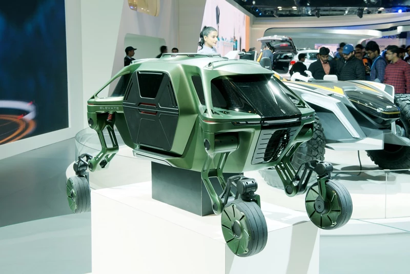2020년 2월 7일 현대 리프트 얼티밋 모빌리티 차량(UMV)이 인도 그레이터 노이다에서 열리는 '오토 엑스포 2020'에 전시돼 있다. /Karunesh Johri-shutterstock.com