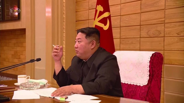 최근 포착된 김정은 위원장 모습 / 이하 연합뉴스-조선중앙TV 화면