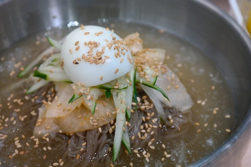 Hyung min Choi / shutterstock.com/