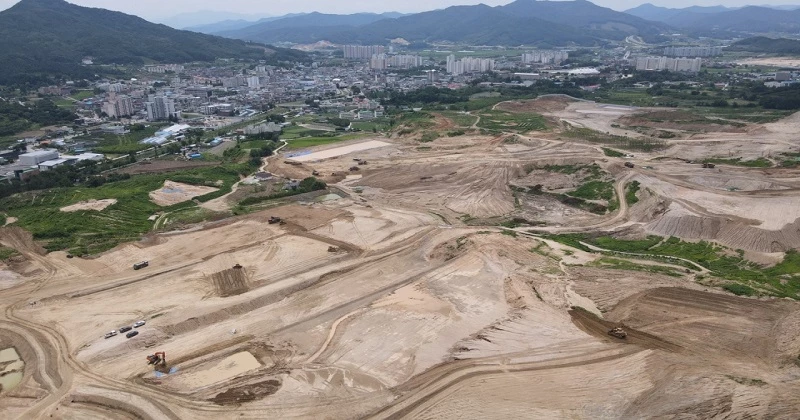 충북 음성군 음성읍 용산산업단지 조성사업 모습.
