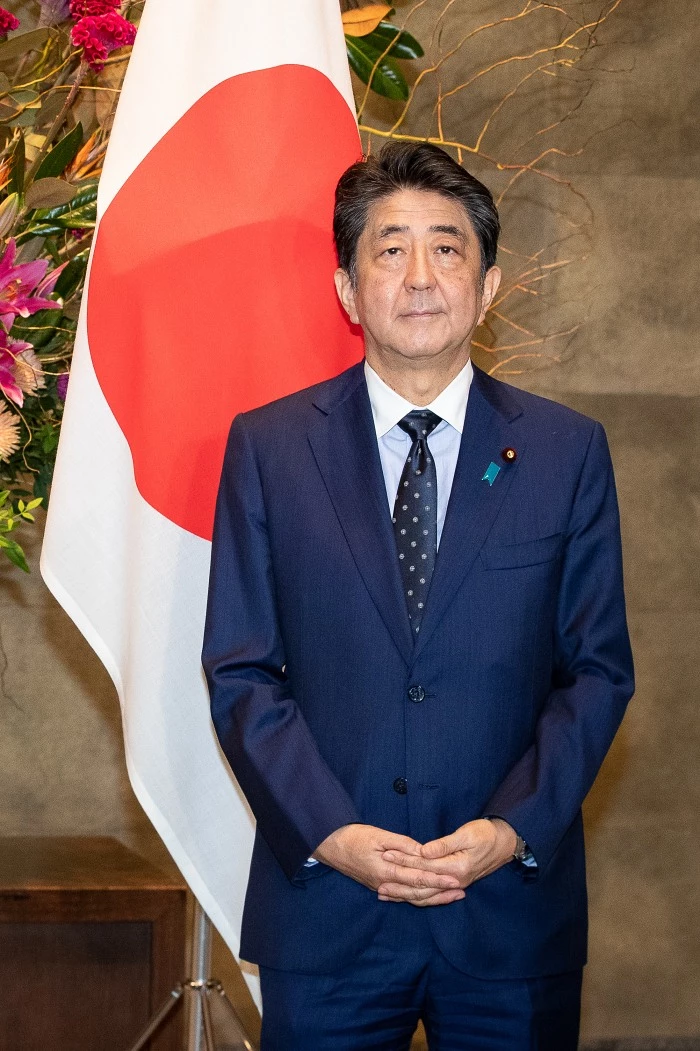 아베 신조 일본 총리가 2019년 10월 24일 오전 일본 도쿄 총리관저에서 이낙연 국무총리를 기다리고 있다 / 뉴스1