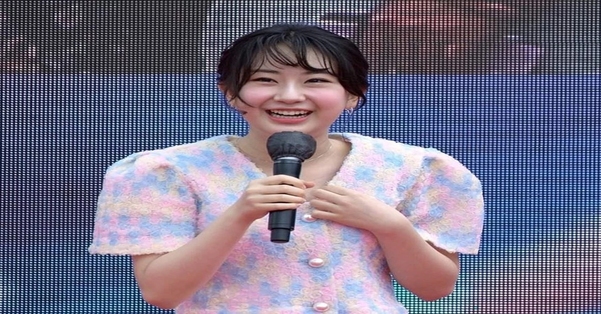 지난 6월 포항시민의날 기념식에서의 전유진 / 포항시