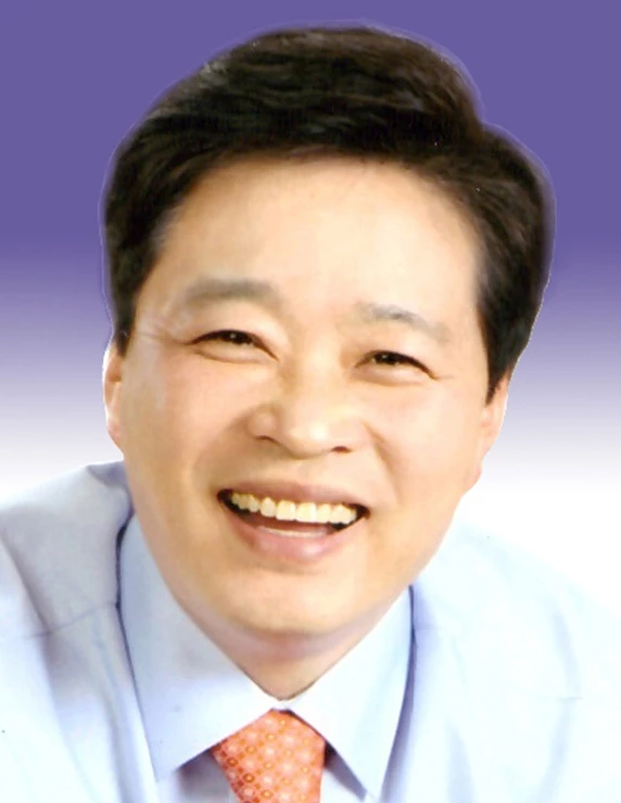 이춘우 기획경제위원장