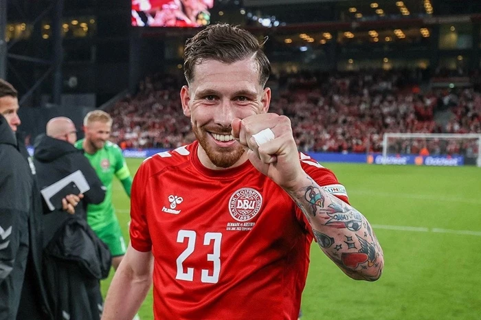 피에르-에밀 호이비에르 / 호이비에르 인스타그램