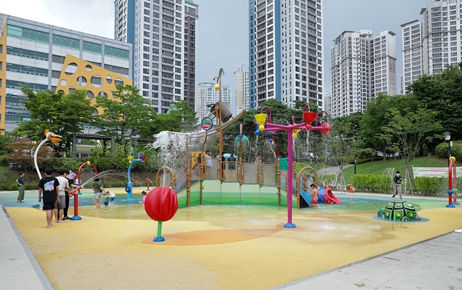 식사중앙공원 물놀이장