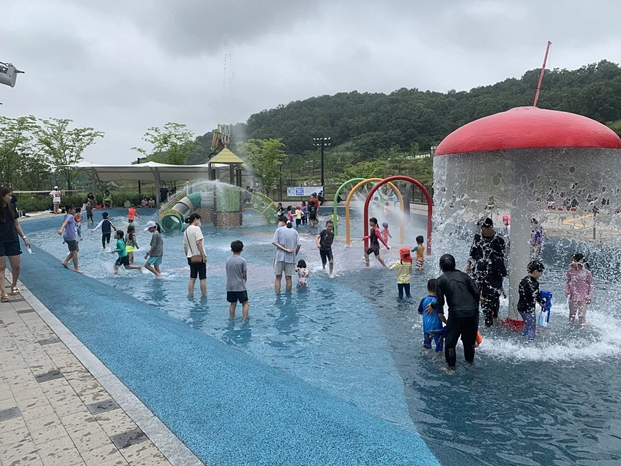 향동체육공원 물놀이장