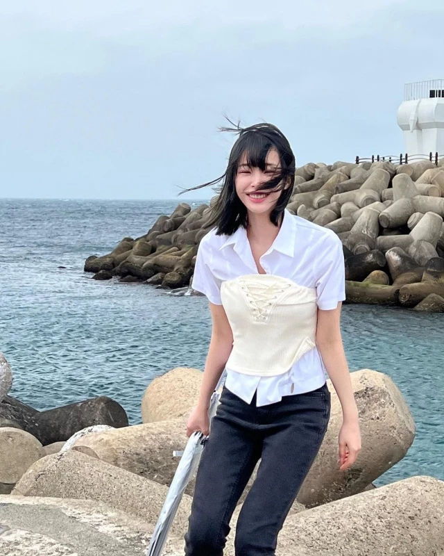 헤이즈, 장수 라디오 명맥 잇는다… '볼륨을 높여요' 새 DJ 발탁