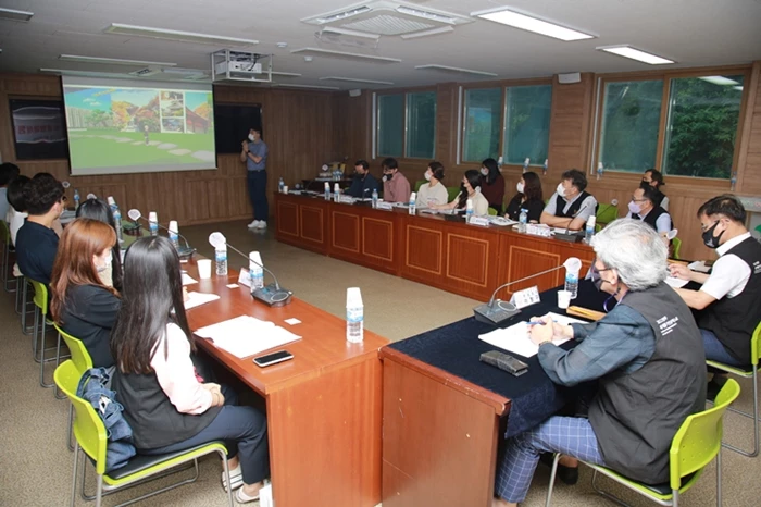 오는 9월 30일 개막하는 2022영주세계풍기인삼엑스포에서 메타버스를 선보인다 /  영주시