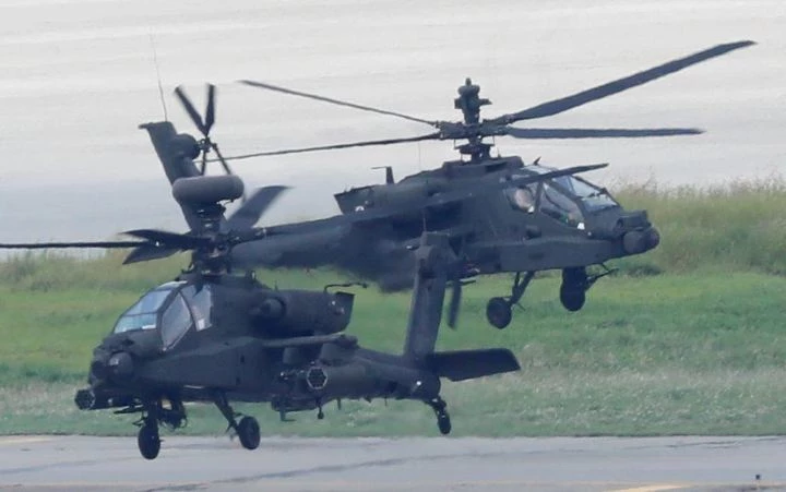 올해 후반기 한미연합연습 '을지 자유의 방패'(UFS·을지프리덤실드)가 시작한 22일 경기 평택시 팽성읍 주한미군 캠프 험프리스에서 헬기가 비행을 하고 있다. / 뉴스1