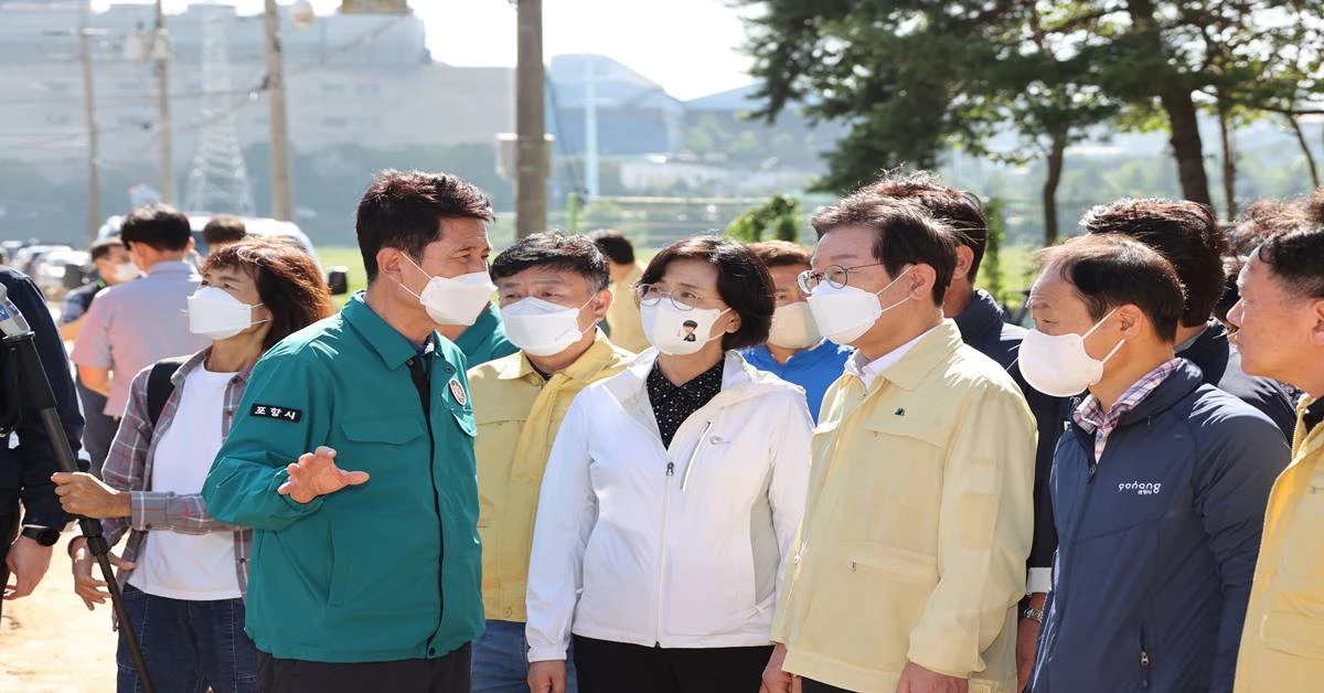 더불어민주당 이재명 대표의 지난 7일 태풍피해 현장 방문 모습 / 민주당경북도당