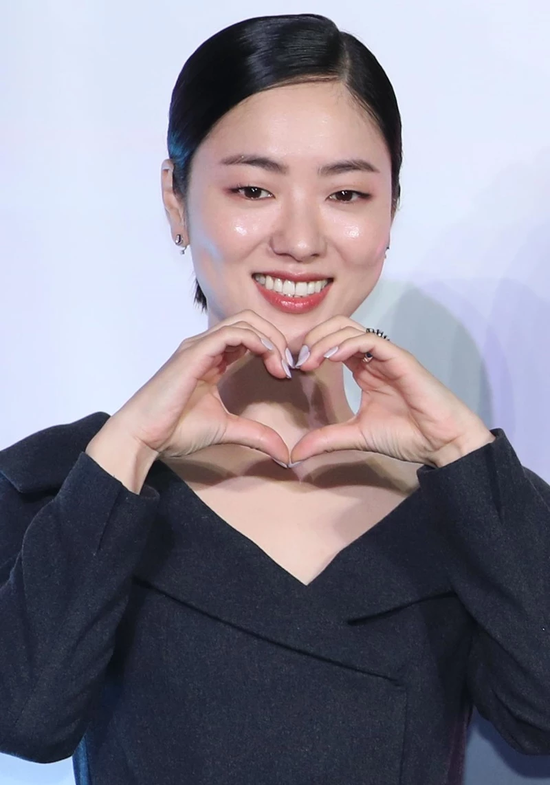 전여빈
