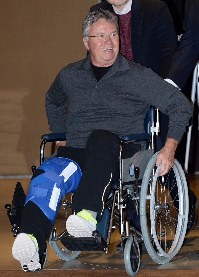 무릎 수술 등을 위해2014년 1월 한국을 방문한 히딩크 전 한국 축구대표팀 감독 / 뉴스1