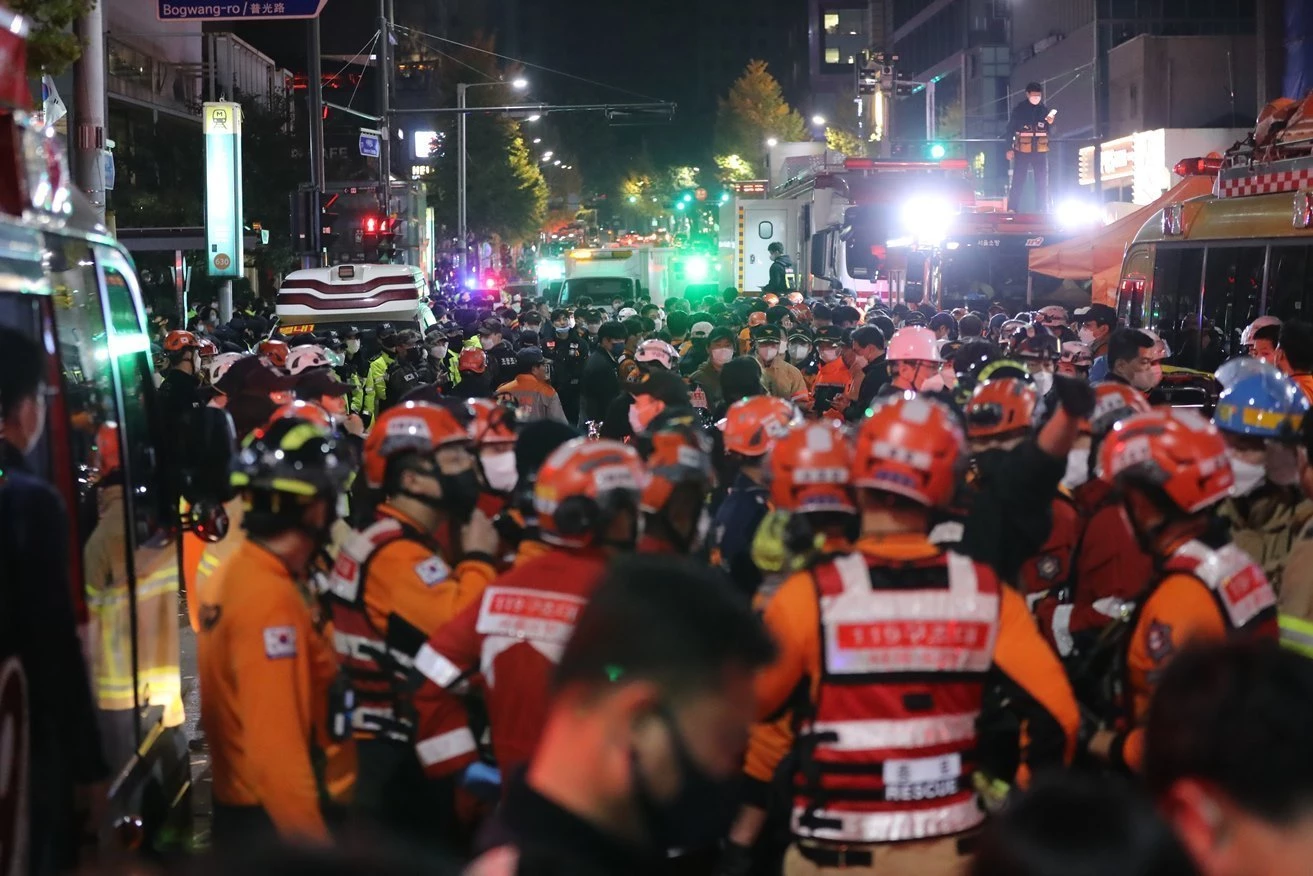 이태원 압사 사고 당일 현장 / 뉴스1