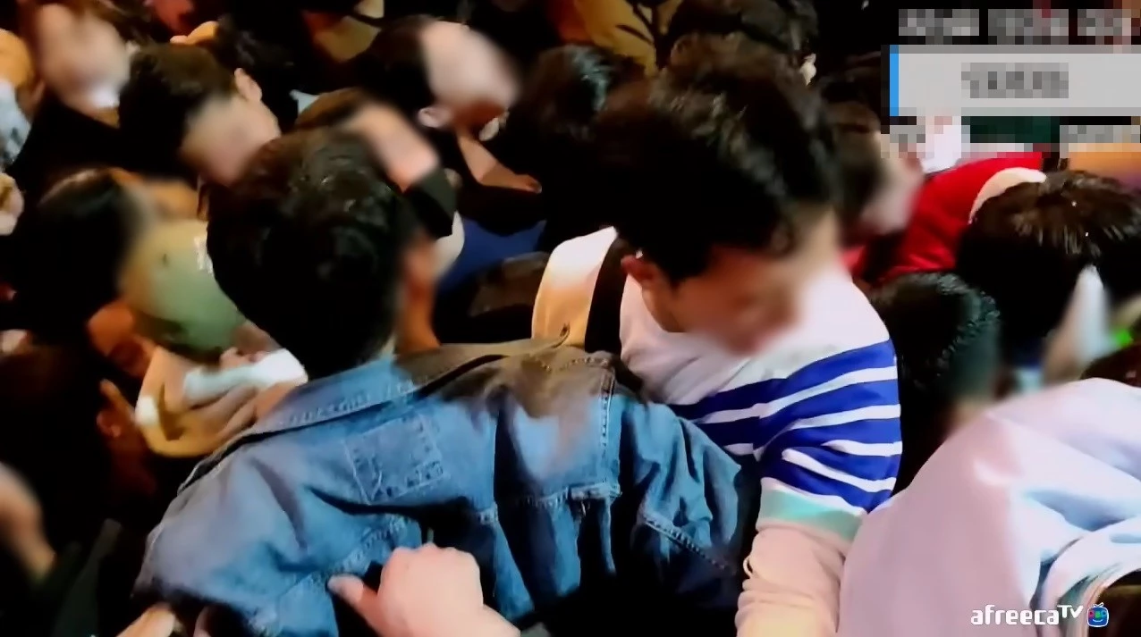 2~3차례 밀림 현상이 반복되면서 도미노처럼 쌓인 사람들