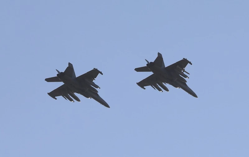 북한 도발에 분주히 움직이는 전투기들