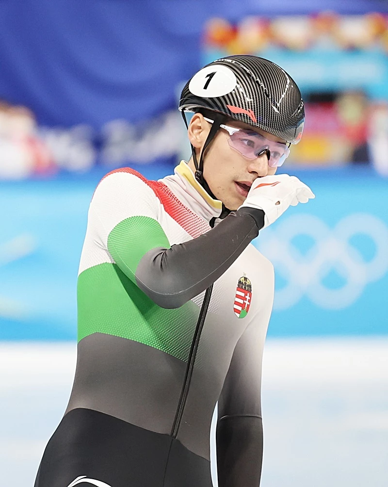 동생인 리우 샤오앙