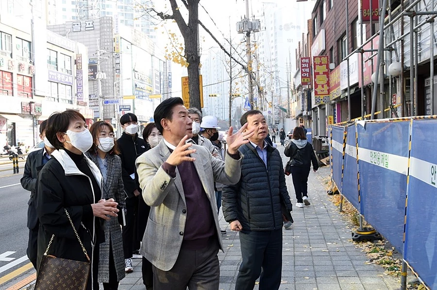 김동근 의정부시장 '학생들의 안전이 최우선 입니다'