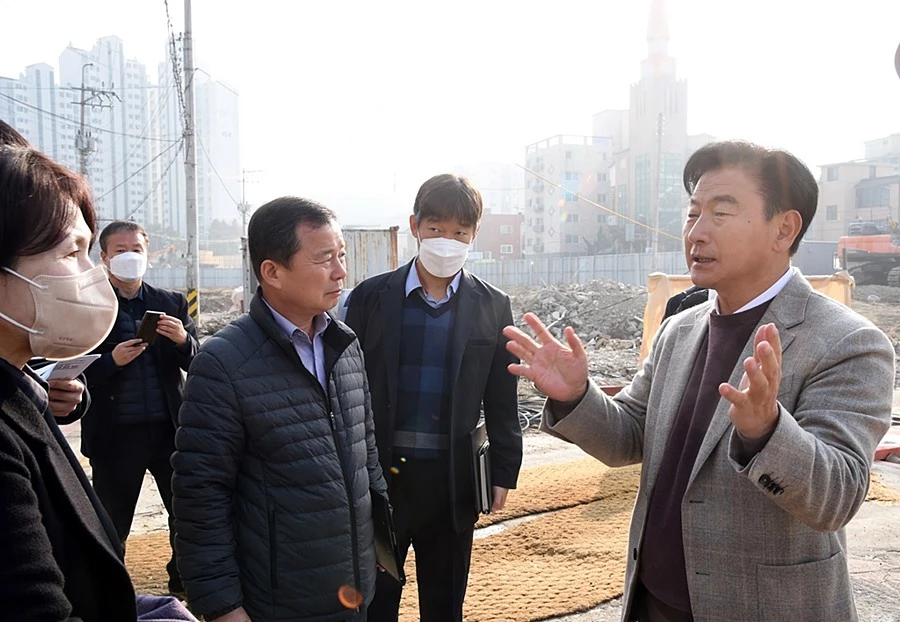 김동근 의정부시장 '학생들의 안전이 최우선 입니다'