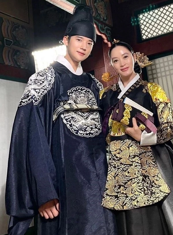 문성민과 김혜수 / 이하 김혜수 인스타그램