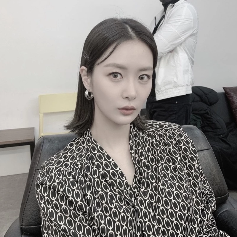 송다은
