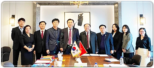 윤병태 나주시장이 베트남 박깐성 응웬 당 빙 박깐성 인민위원장과 간담회 외국인 계절근로자 도입을 논의했다.