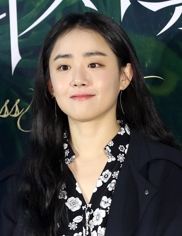 강수연상을 받은 문근영
