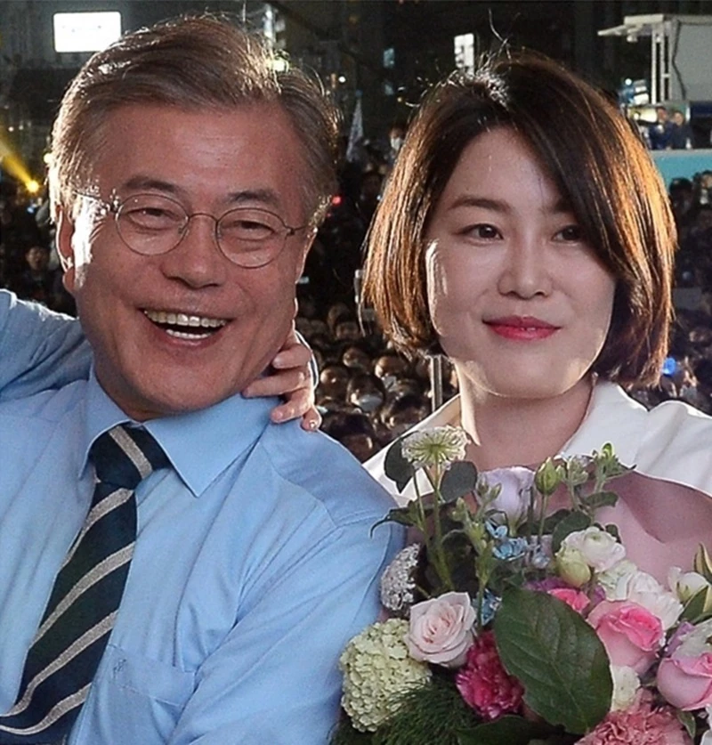 문재인 전 대통령(좌)과 딸 문다혜 씨 /뉴스1