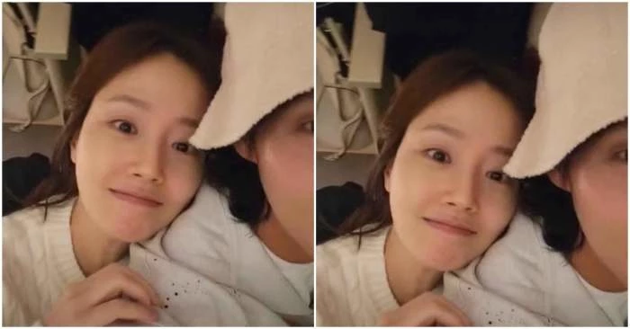 근황 포착된 문채원 / 이하 장희진 인스타그램 라이브